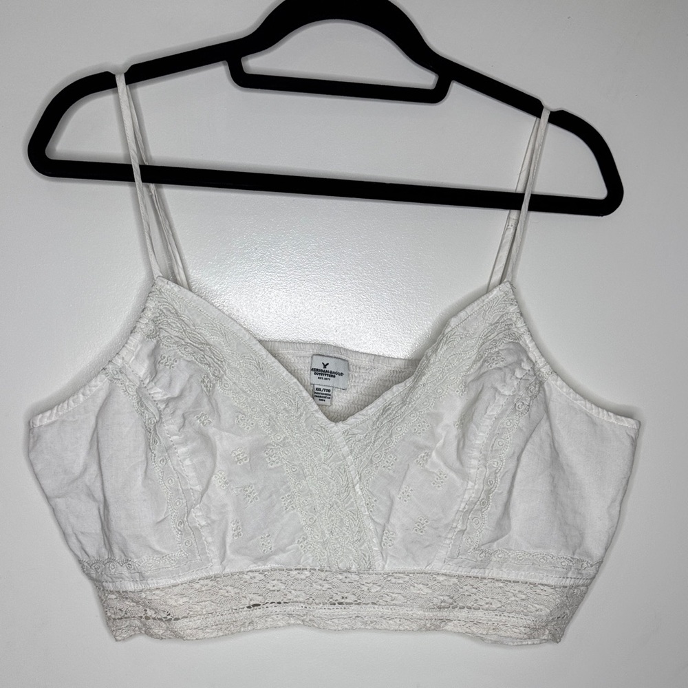 American Eagle Outfitters White Lace Cropped Cami